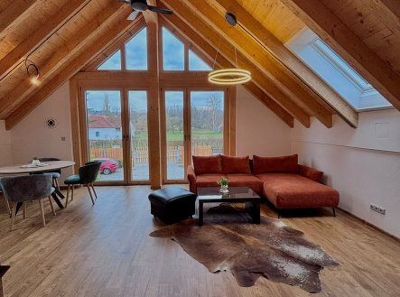 Pronájem bytu, 2+kk, 66 m²