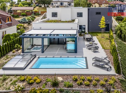 Prodej domu/vily, 236 m² obrázek