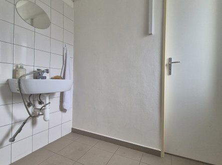 Pronájem komerčního objektu, výroba, 65 m²