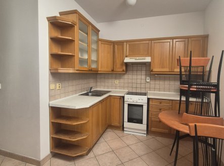 Pronájem bytu, 2+1, 98 m²