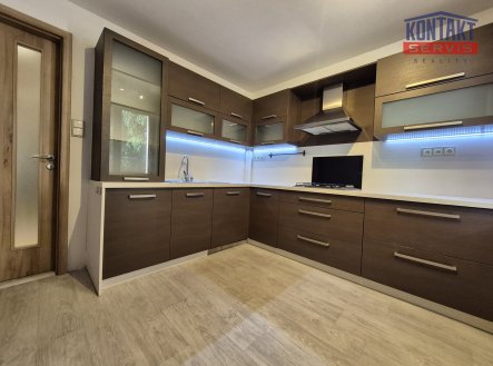 Pronájem bytu, 3+1, 86 m²
