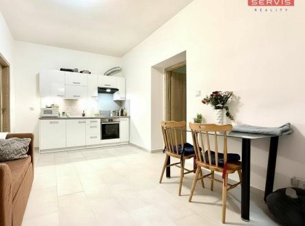 Pronájem bytu, 2+kk, 46 m²