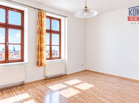 Pronájem bytu, 3+1, 96 m²
