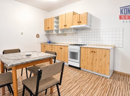 Pronájem bytu, 3+1, 96 m²