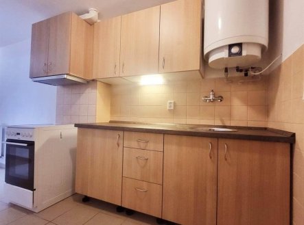 Pronájem bytu, 2+1, 43 m²