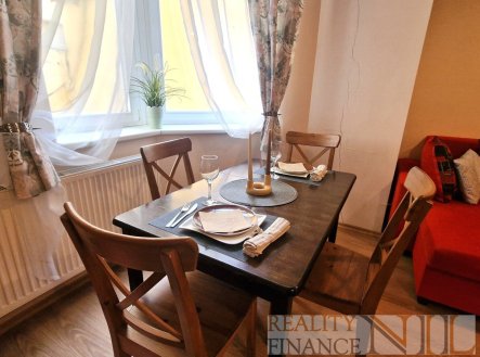 Pronájem bytu, 2+kk, 64 m²