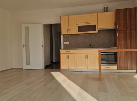Pronájem bytu, 1+kk, 36 m²
