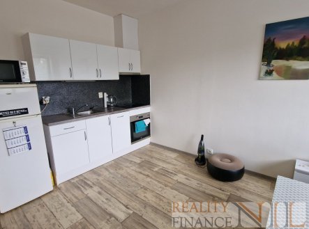 Pronájem bytu, 1+kk, 30 m²