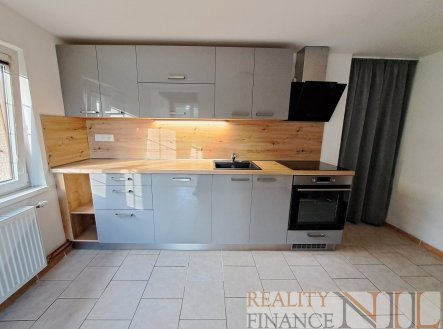 Pronájem domu/vily, 80 m²