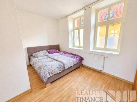 Pronájem bytu, 1+kk, 35 m²