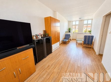 Pronájem bytu, 1+kk, 35 m²