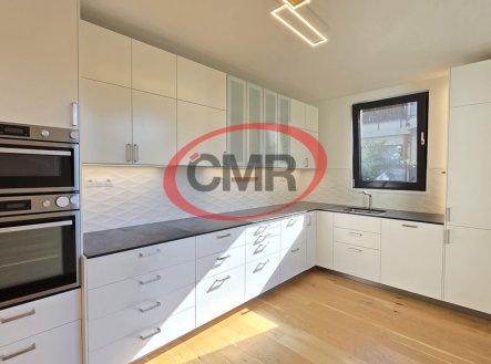 Pronájem bytu, 3+kk, 106 m²