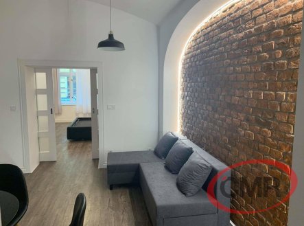 Pronájem bytu, 2+kk, 43 m²