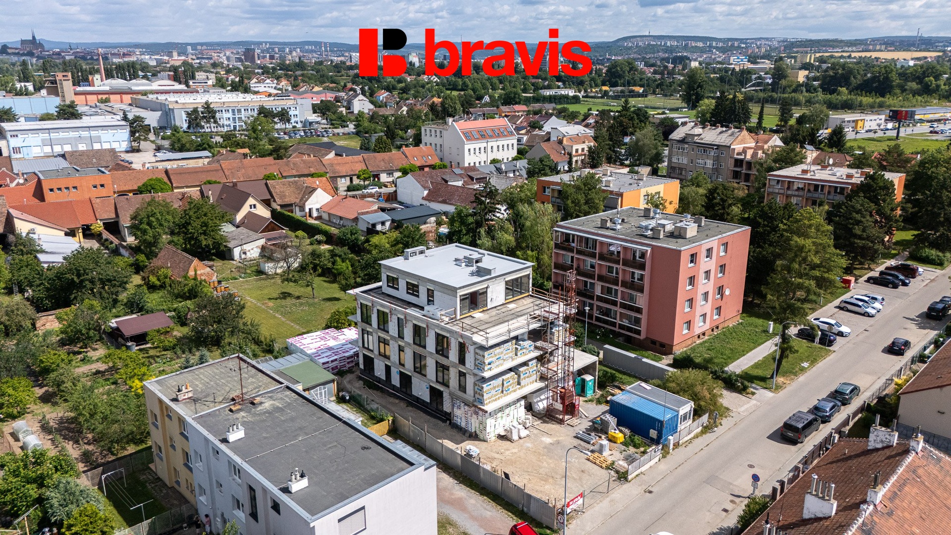 Nadstandardní bytový dům Horní Heršpice - ulice Záhumenice