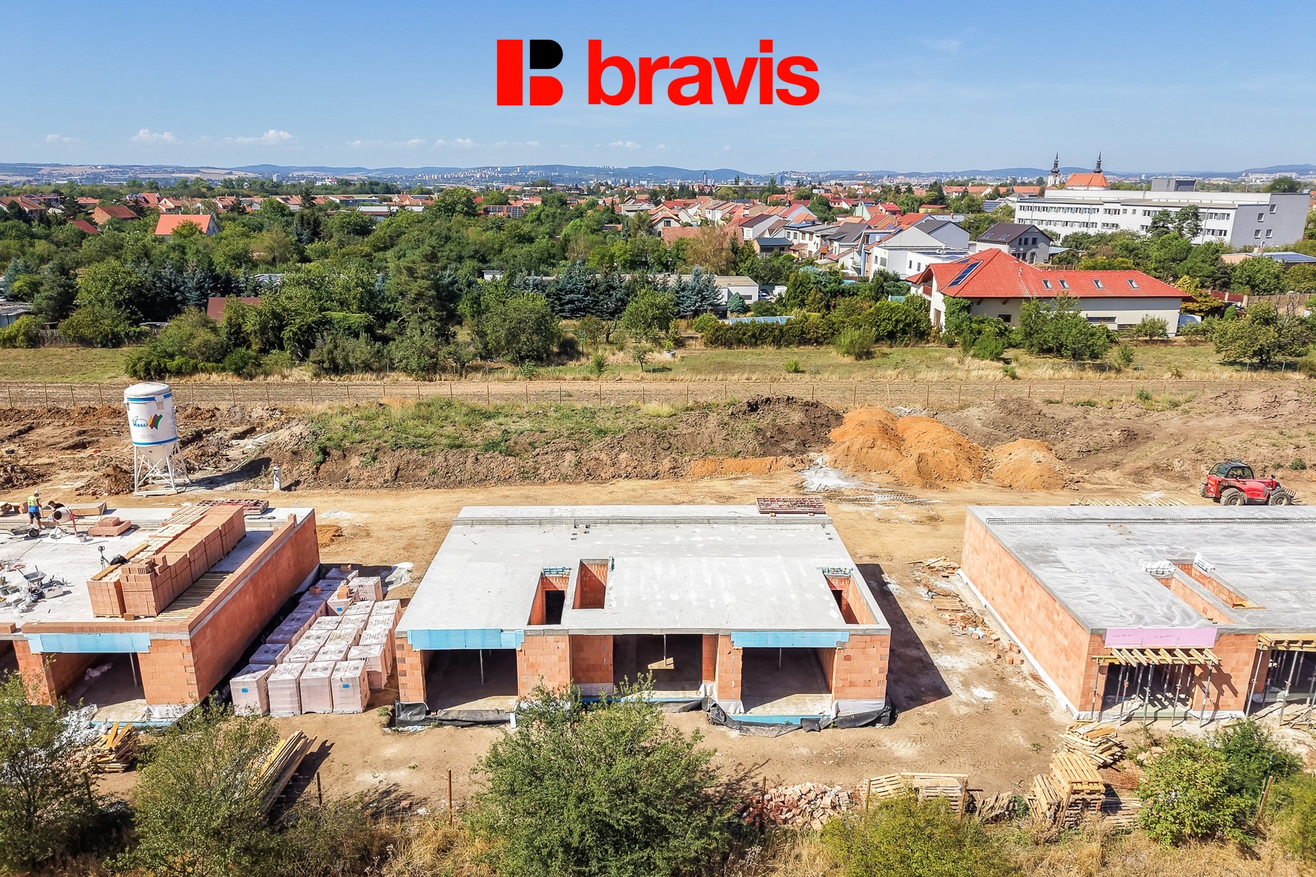 17_DJI_20260908130619_0160_D_FoceniBytu.cz