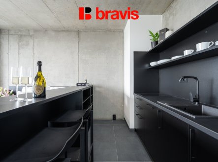 Pronájem bytu, 1+kk, 37 m²