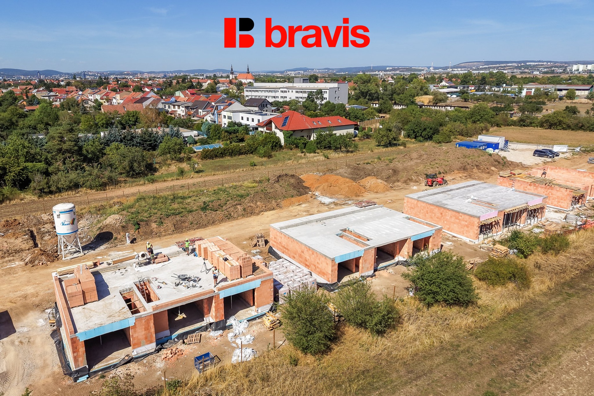 15_DJI_20260908130116_0140_D_FoceniBytu.cz