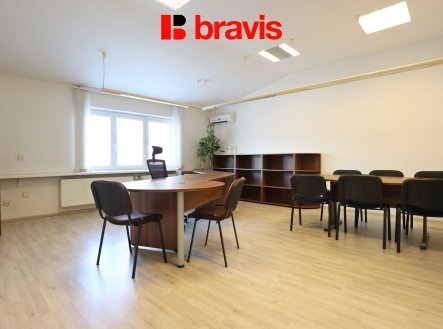 Pronájem kanceláře, 72 m²