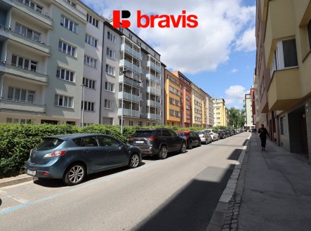 Pronájem kanceláře, 72 m²