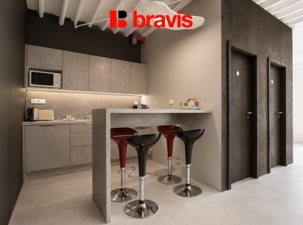 Pronájem obchodní prostory, 280 m²