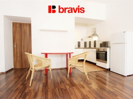 Pronájem bytu, 1+kk, 42 m²