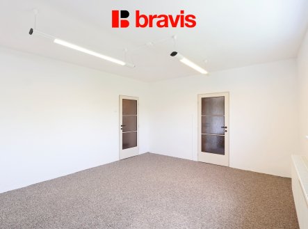 Pronájem kanceláře, 90 m²