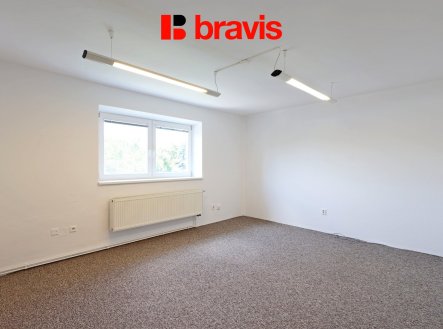 Pronájem kanceláře, 90 m²
