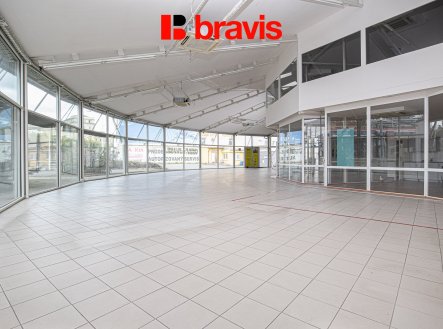 Prodej obchodní prostory, 600 m²