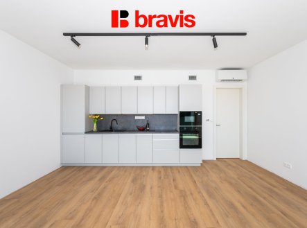 Pronájem bytu, 2+kk, 62 m²