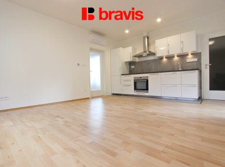 Pronájem bytu, 3+kk, 65 m²