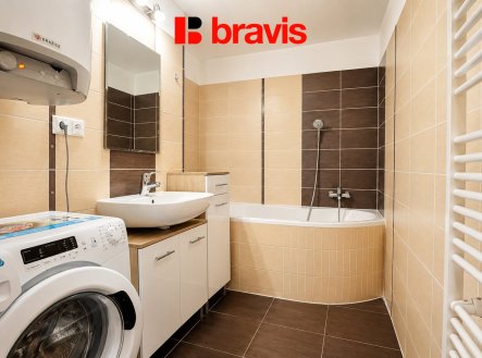 Pronájem bytu, 3+kk, 70 m²