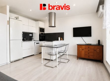 Pronájem bytu, 1+kk, 31 m²