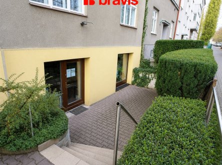 Pronájem obchodní prostory, 80 m²