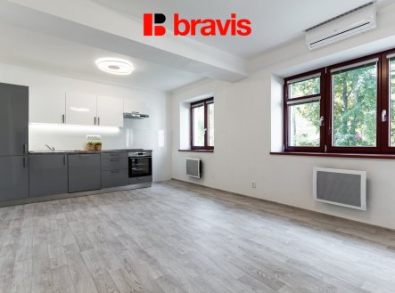 Pronájem bytu, 2+kk, 43 m²