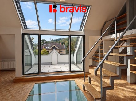 Pronájem bytu, 4+kk, 125 m²