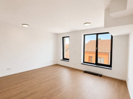 Pronájem bytu, 1+kk, 37 m²