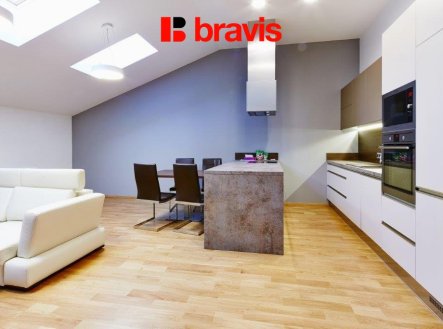 Pronájem bytu, 2+kk, 69 m²