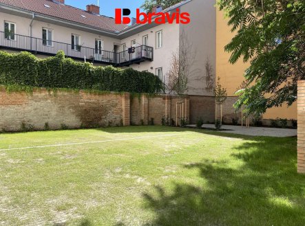 Pronájem bytu, 1+kk, 32 m²