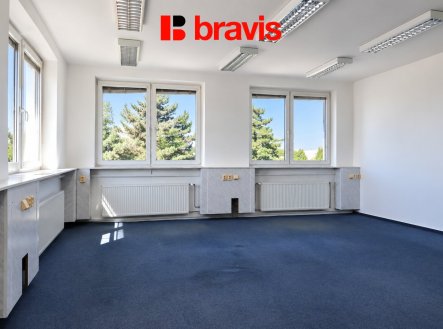 Pronájem kanceláře, 95 m²