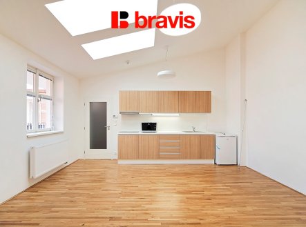 Pronájem bytu, 1+kk, 39 m²