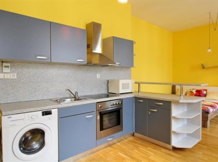 Pronájem bytu, 1+kk, 35 m²
