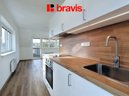 Pronájem bytu, 1+kk, 37 m²