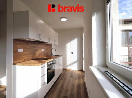 Pronájem bytu, 1+kk, 37 m²