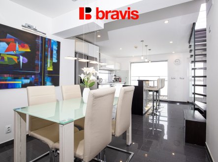 Pronájem bytu, 3+kk, 85 m²