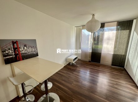 Pronájem bytu, 2+kk, 40 m²