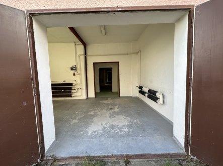 Pronájem kanceláře, 200 m²