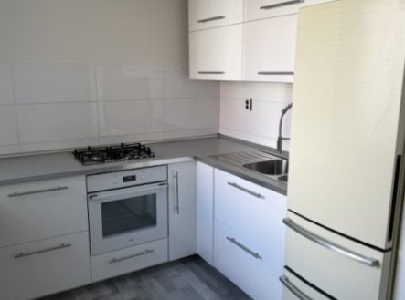 Pronájem bytu, 1+kk, 38 m²