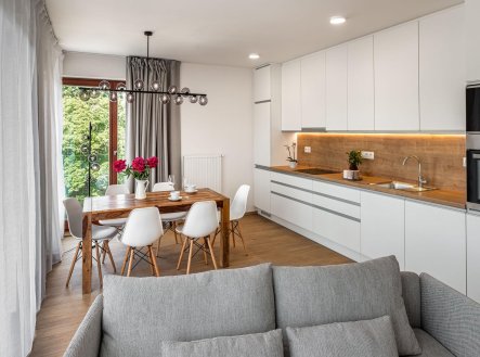 Pronájem bytu, 3+kk, 95 m²