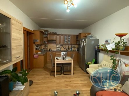 Pronájem bytu, 3+kk, 58 m²