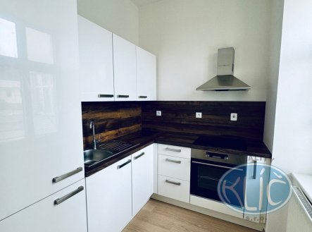 Pronájem bytu, 2+kk, 60 m²